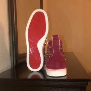 Selling these Size 10 Red Christian Louboutins